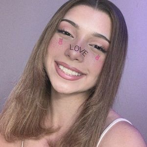 Meet your Posher, Amelia